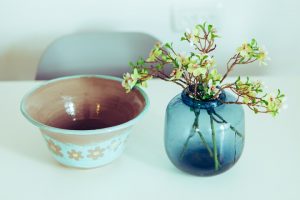 פגשים בחצר - עליזה רון - 0542055172 - קמפינג בוטיק - חממה יוצרת - יחידות ארוח