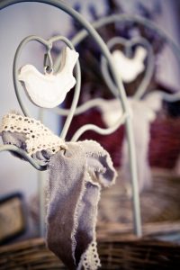 פגשים בחצר - עליזה רון - 0542055172 - קמפינג בוטיק - חממה יוצרת - יחידות ארוח